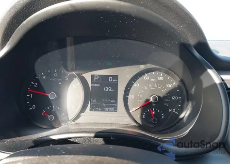 2021 Kia Rio Lx z USA, uszkodzony, nr VIN 3KPA24AD2ME377384